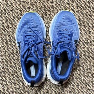 Hoka One One Blue men’s Bondi 8 men’s size US nine. Sold as is.